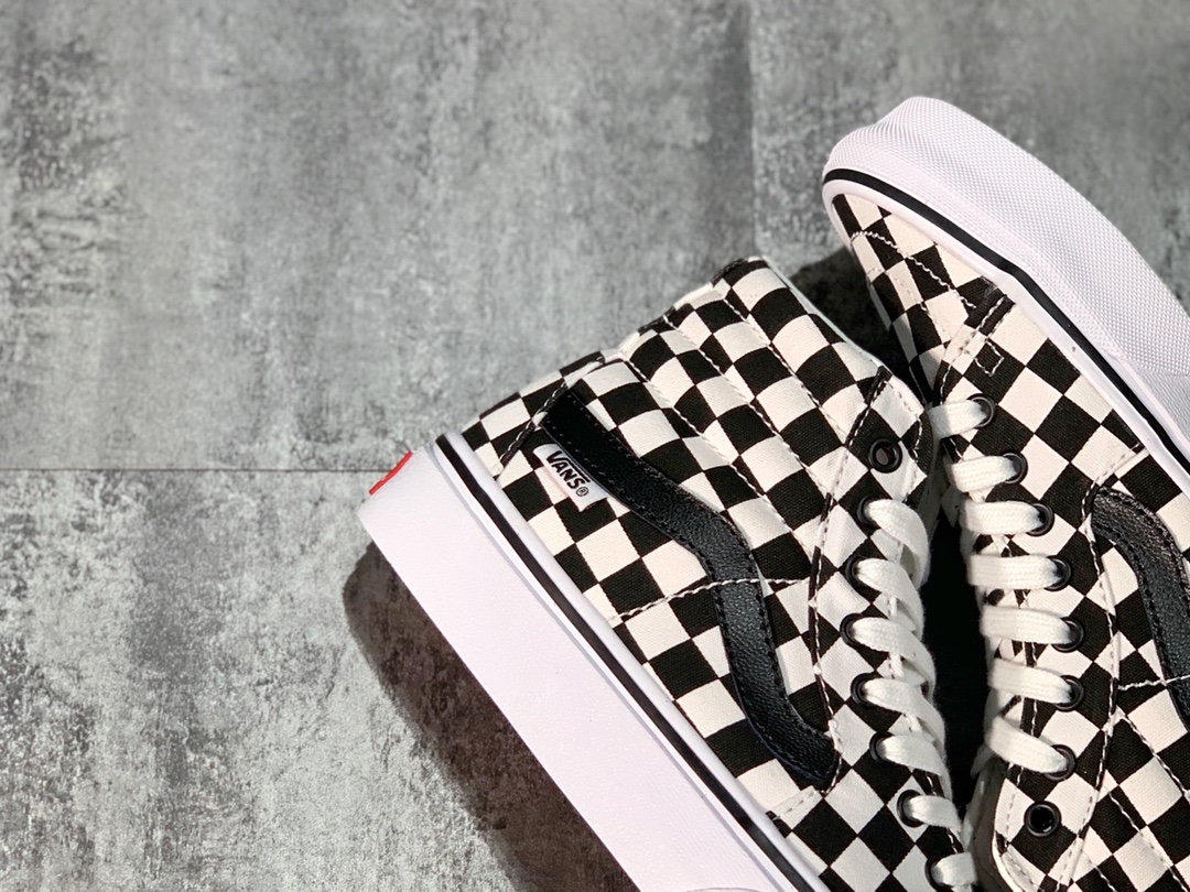 160 VANS SK8-HI TAPERED黑白棋盘格 高帮黑条硫化帆布板鞋VN0A4U165GU