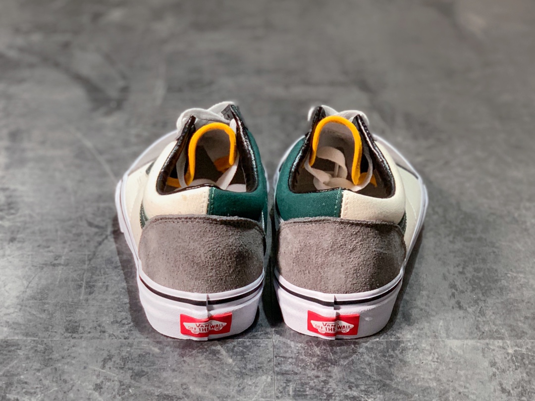150  Vans Old Skool 秋冬新款 拼接撞色  低帮职业滑板鞋 VN0A4Bv51lB