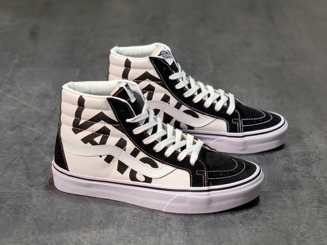 160 Vans SK8-Hi 高帮字母Logo 经典黑白搭配鞋身VANS字母印花 VN0A2XSBQW7