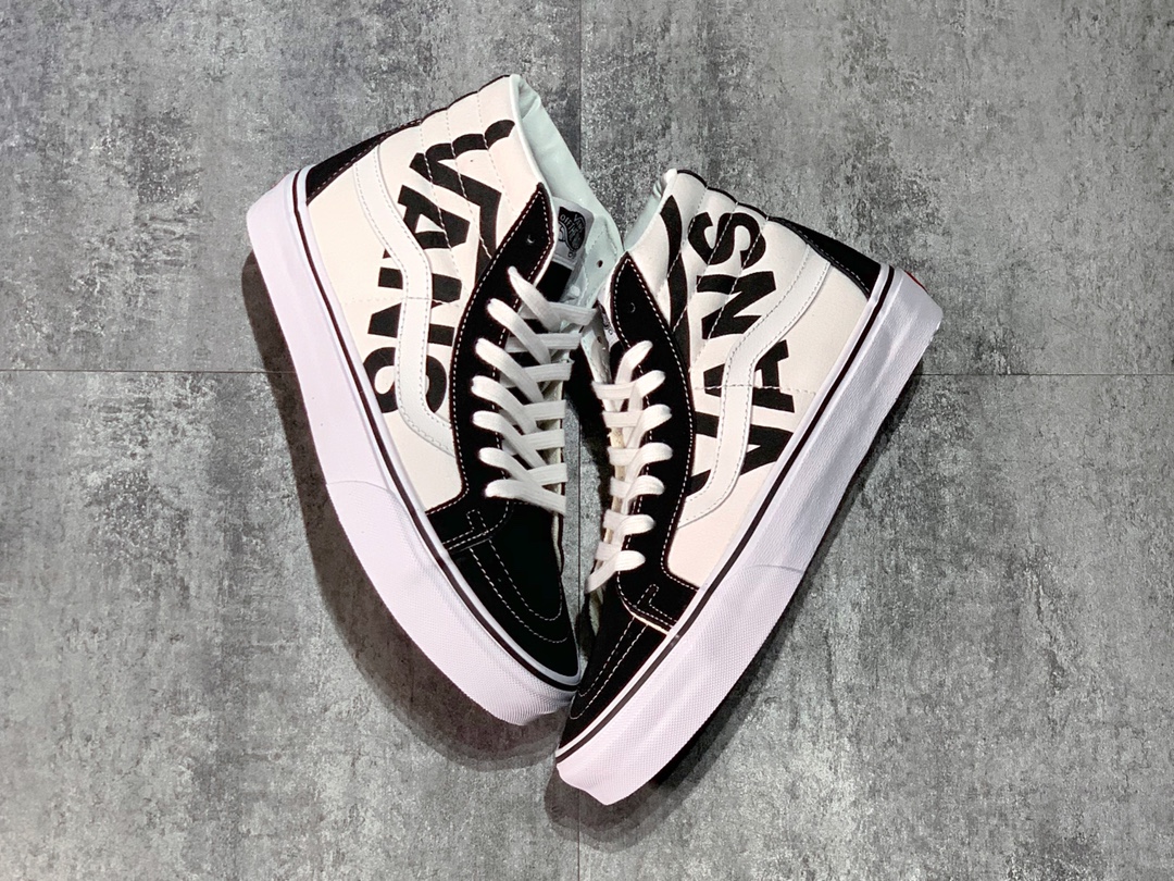 160 Vans SK8-Hi 高帮字母Logo 经典黑白搭配鞋身VANS字母印花 VN0A2XSBQW7