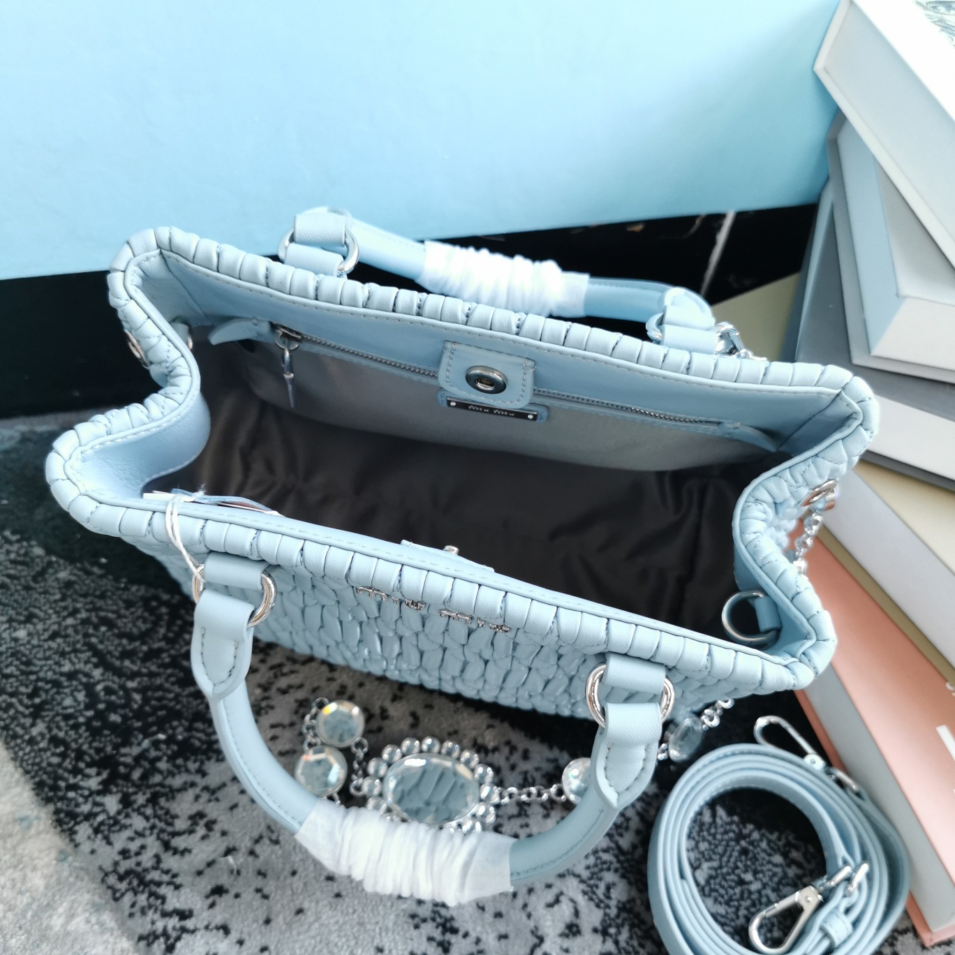 MIUMIU缪缪顶级进口CIoquel软羊皮新款水晶链钻包5BA067