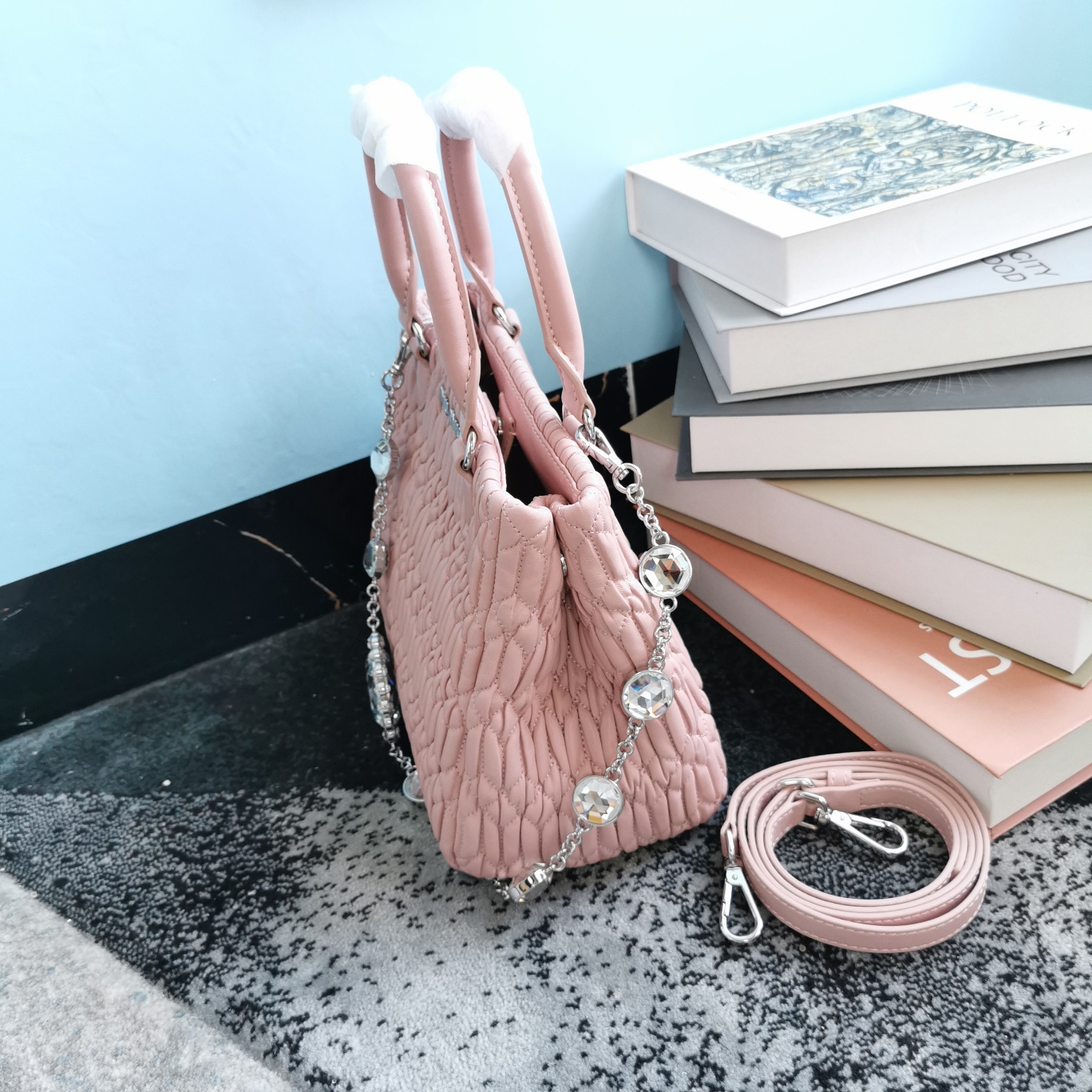 MIUMIU缪缪顶级进口CIoquel软羊皮新款水晶链钻包5BA067