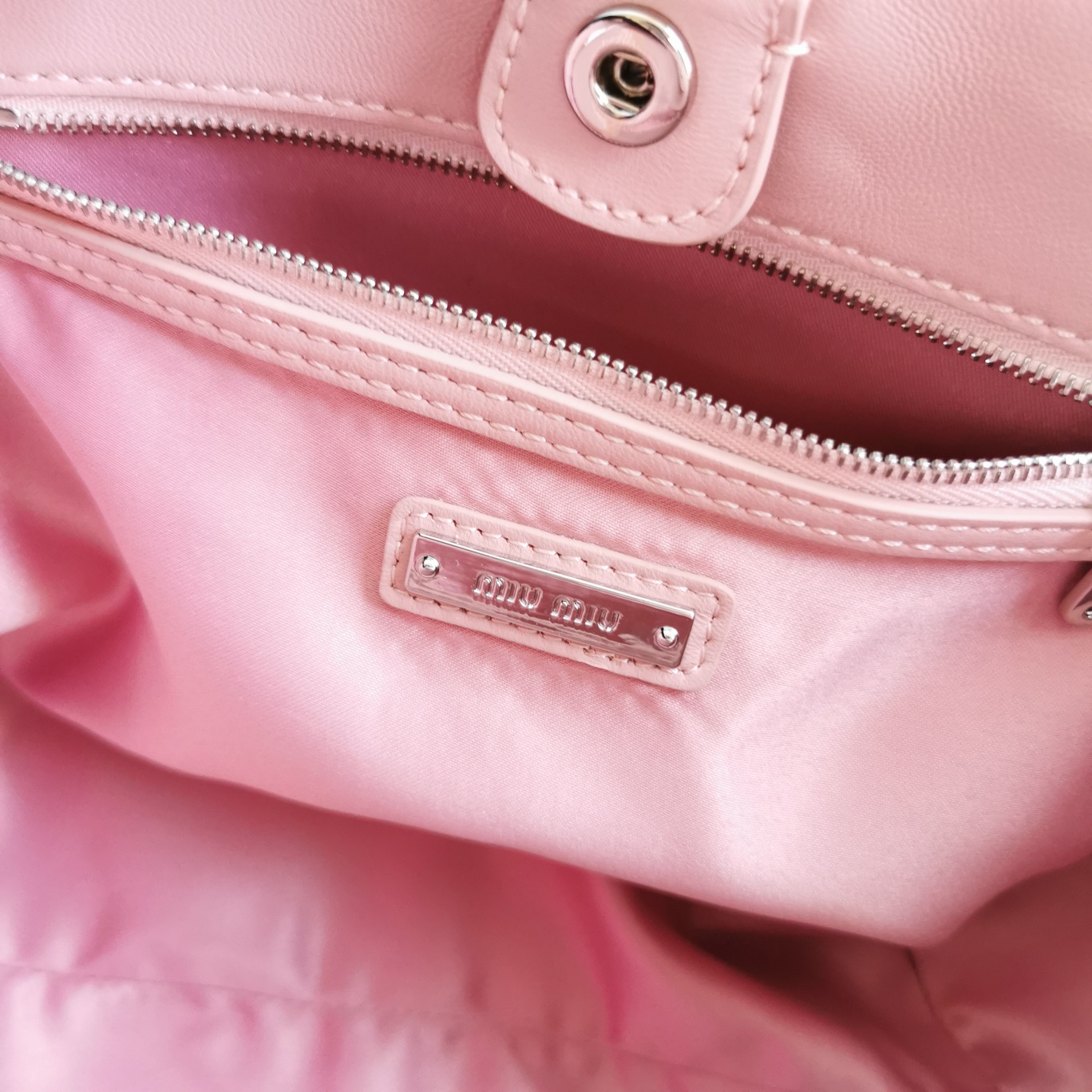 MIUMIU缪缪顶级进口CIoquel软羊皮新款水晶链钻包5BA067