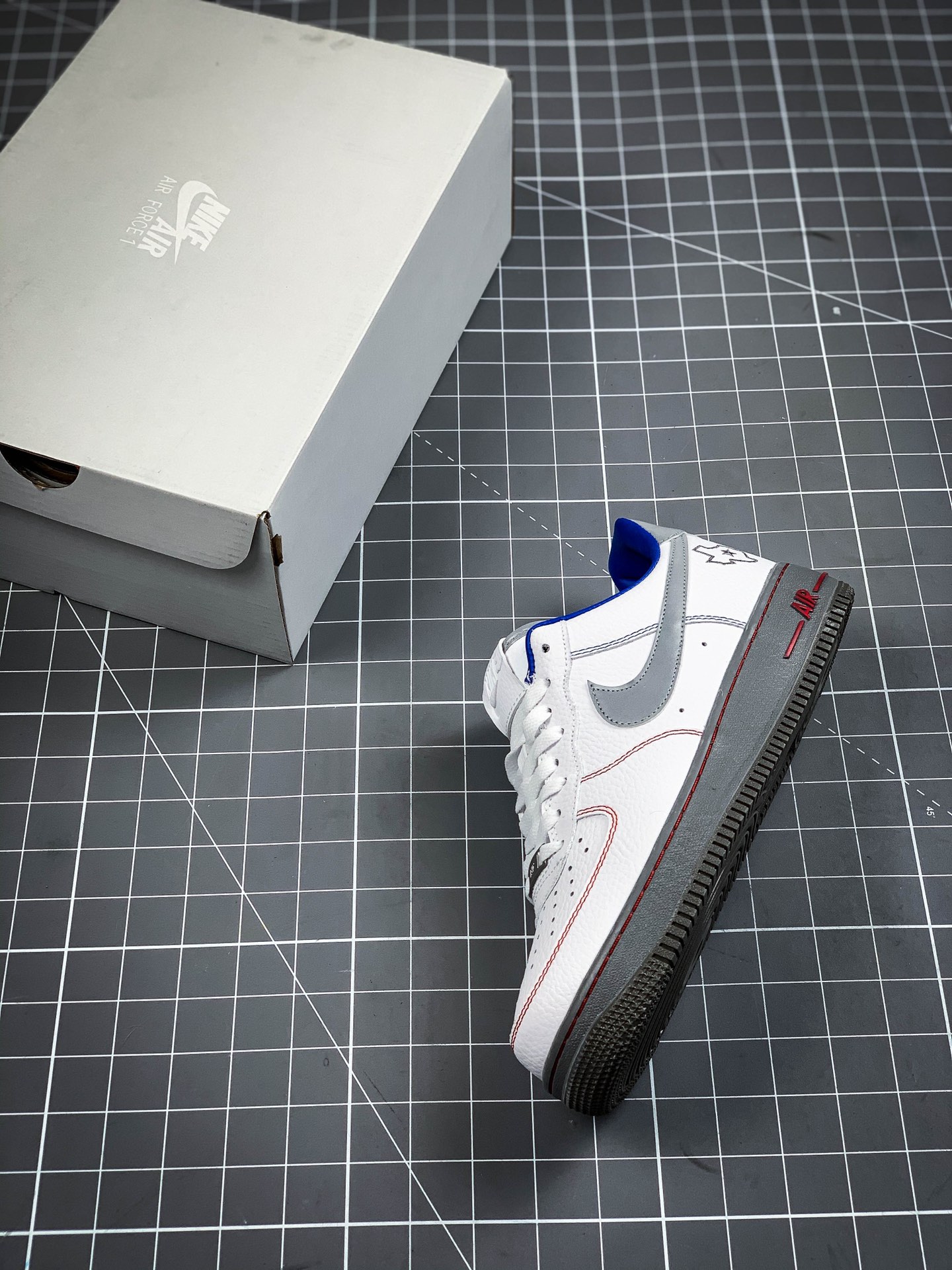 200 公司级 Nike Air Force 1 Low休斯顿城市限定 空军一号低帮休闲板鞋 超强3M反光 DH0902-108