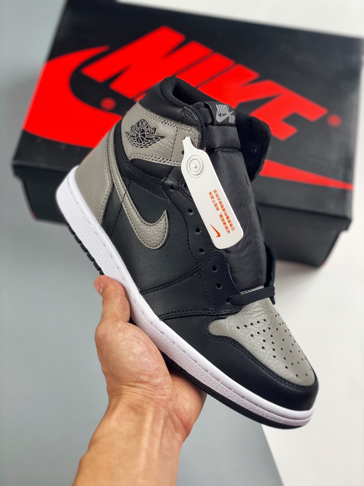 #Producido en Dongguan con suela original, el rey de la relación calidad-precio 💯 Air Jordan 1 Retro High "Shadow", gr…