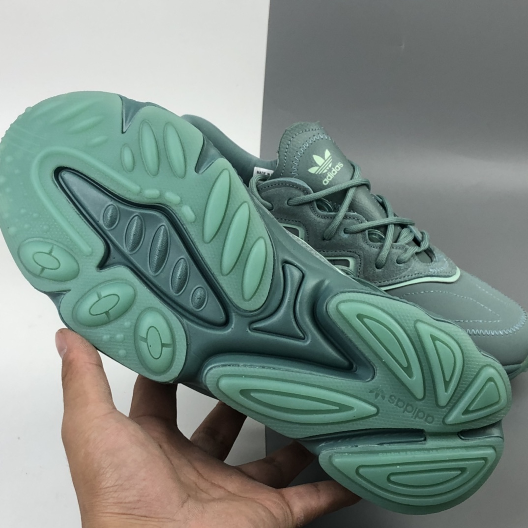160 Adidas Originals Ozweego W  阿迪达斯三叶草复古3M反光透气跑步鞋 FZ1961