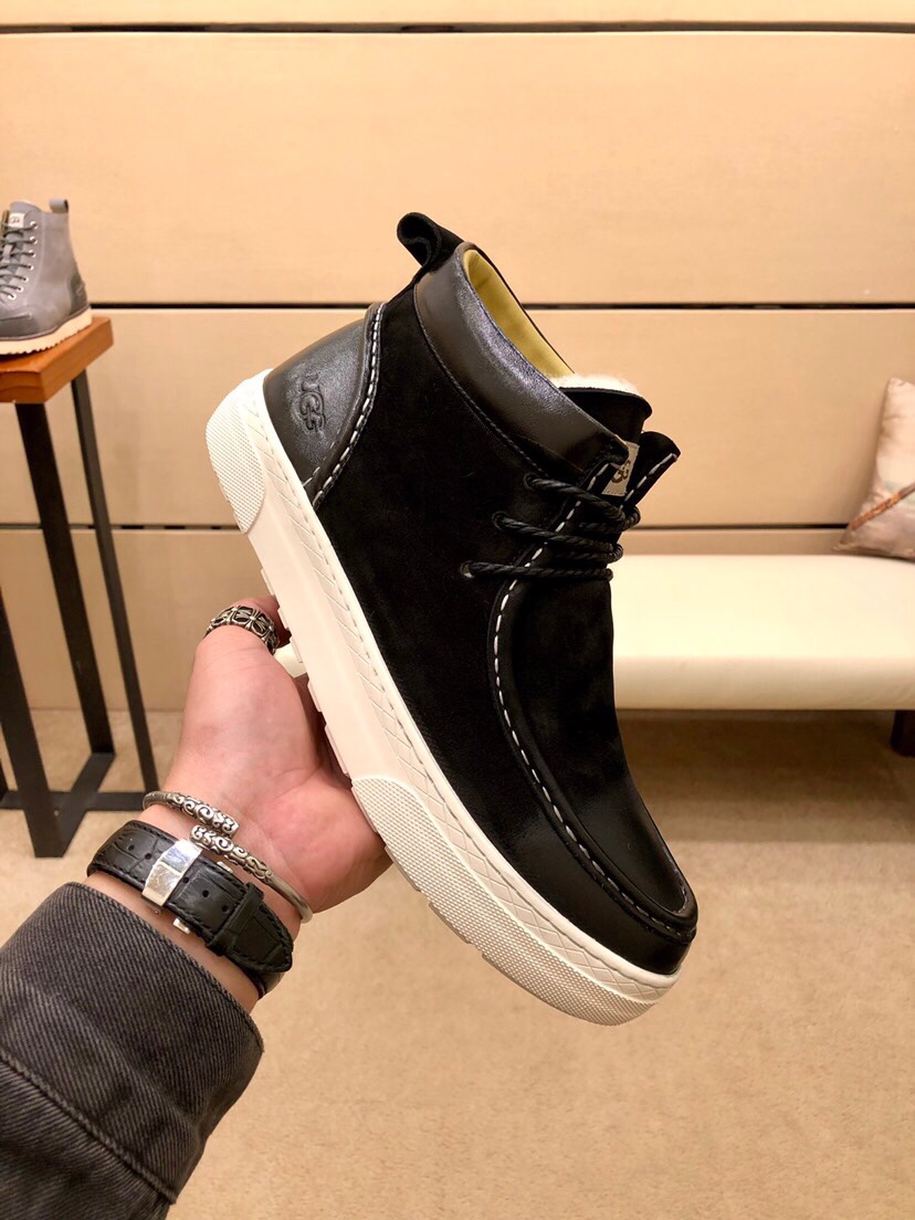 （真全羊毛里不加丝假毛）【UGG男鞋】 版型好到不多说，品质、做工、材料再度升级帅气来袭👏俊朗的外形👏精