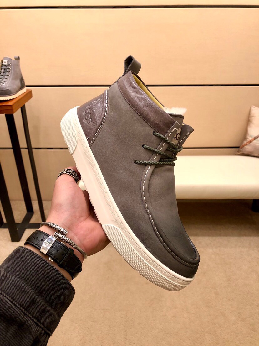 （真全羊毛里不加丝假毛）【UGG男鞋】 版型好到不多说，品质、做工、材料再度升级帅气来袭👏俊朗的外形👏精