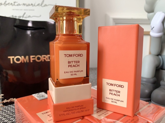 Tom Ford Bitter Peach Eau de Parfum Spray - 50ml