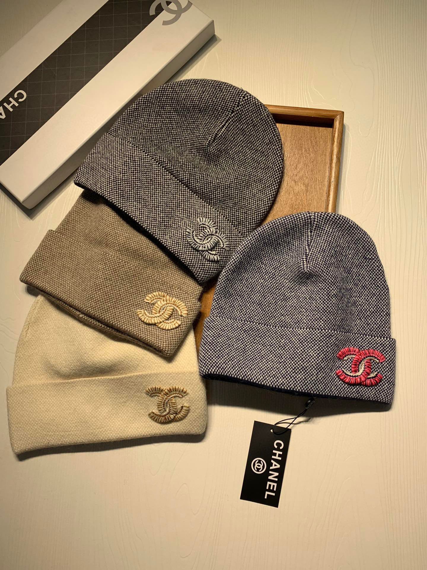 🌹。C家。【羊毛单帽】客供小羊毛！珍贵典藏的灵魂帽子！客供色纱.每个颜色都非常好看！经典！手感软腻.70