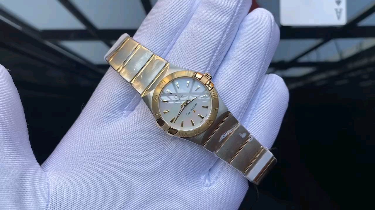 Omega 欧米茄星座系列女表视频欣赏