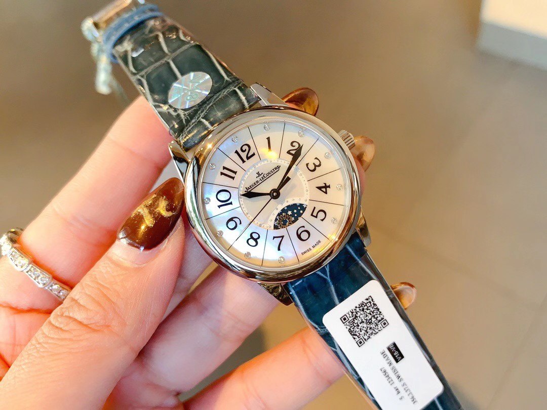 Cartier 积家约会系列女表贝壳面表盘