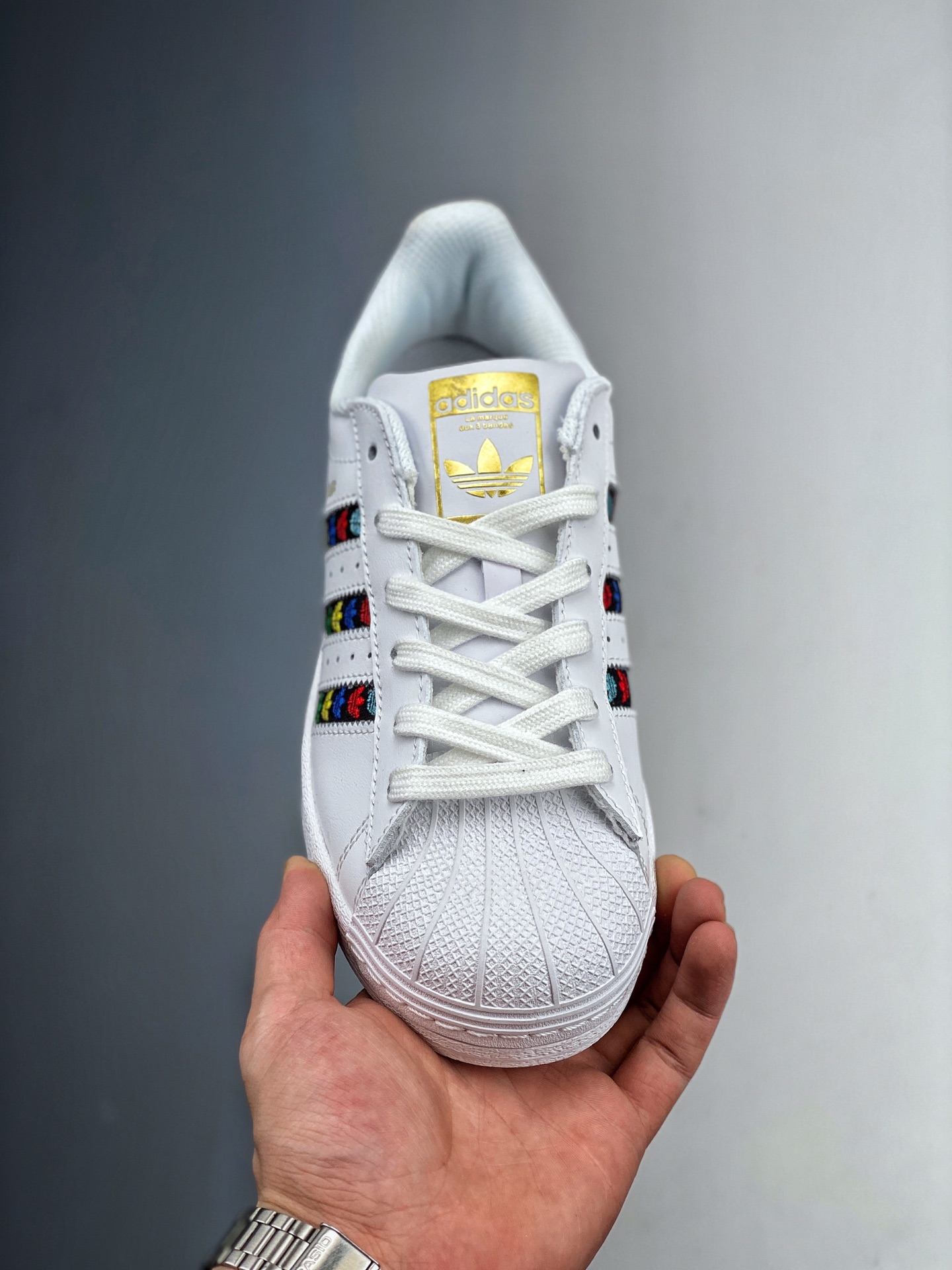 150   阿迪达斯Adidas Superstar 三叶草 贝壳头系列经典小白鞋 货号：FZ0059