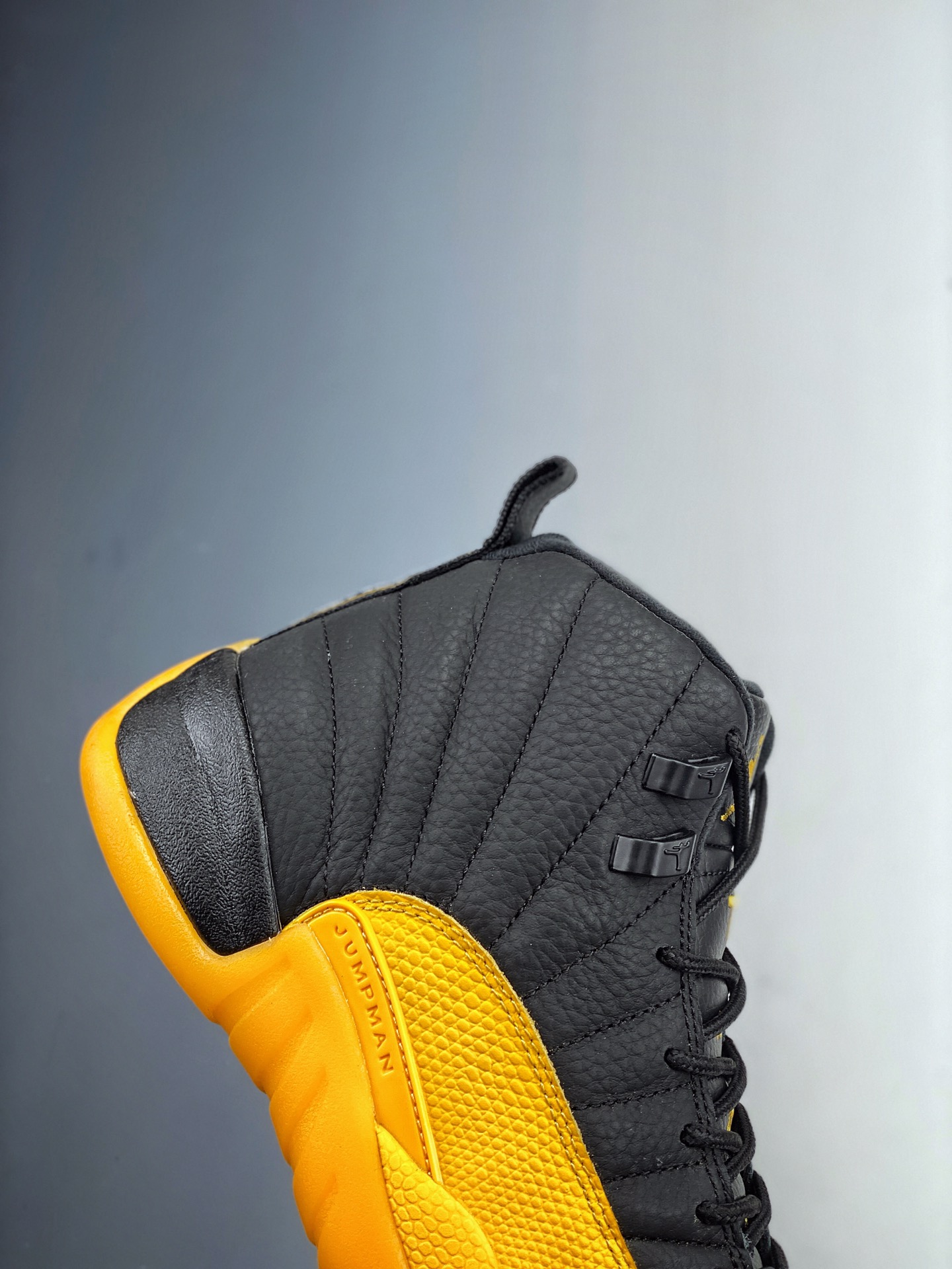 300  纯原版本 Air Jordan 12 Retro AJ12乔12 男子文化篮球鞋 130690-070