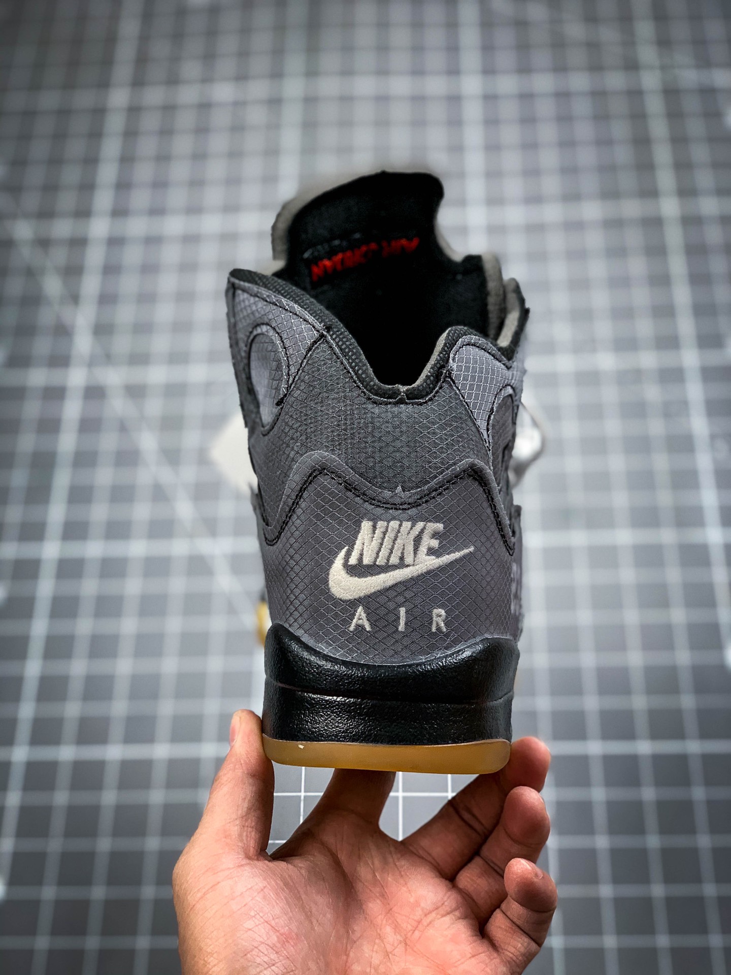 200 OFF-White x Air Jordan 5 Retro SP OW联名AJ5乔5联名男子篮球鞋 CT8480-001