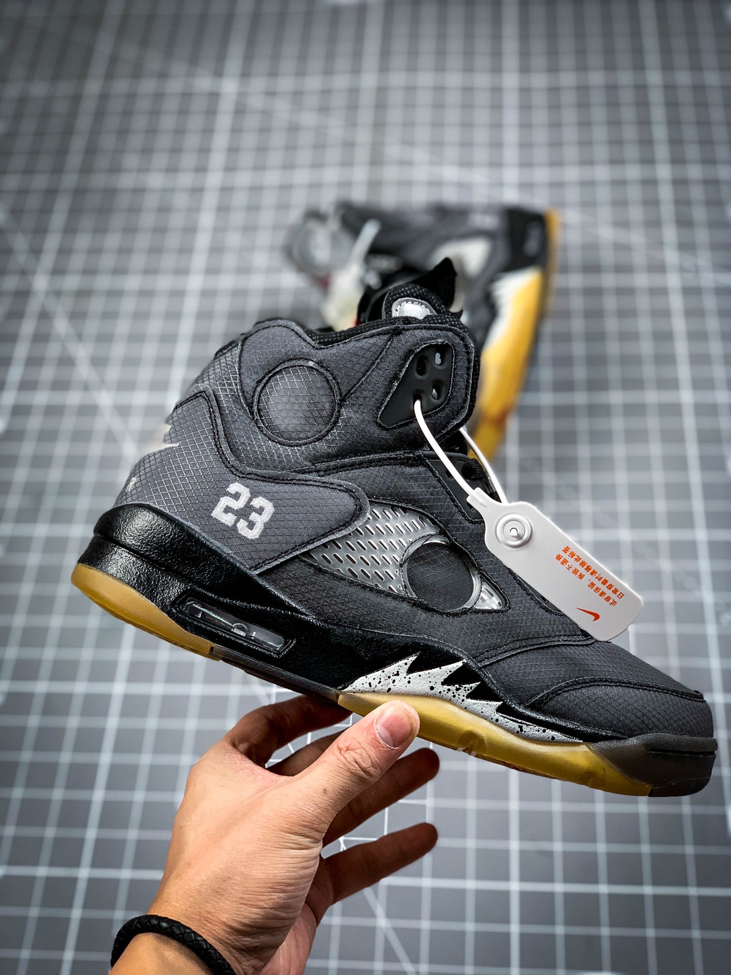 200 OFF-White x Air Jordan 5 Retro SP OW联名AJ5乔5联名男子篮球鞋 CT8480-001
