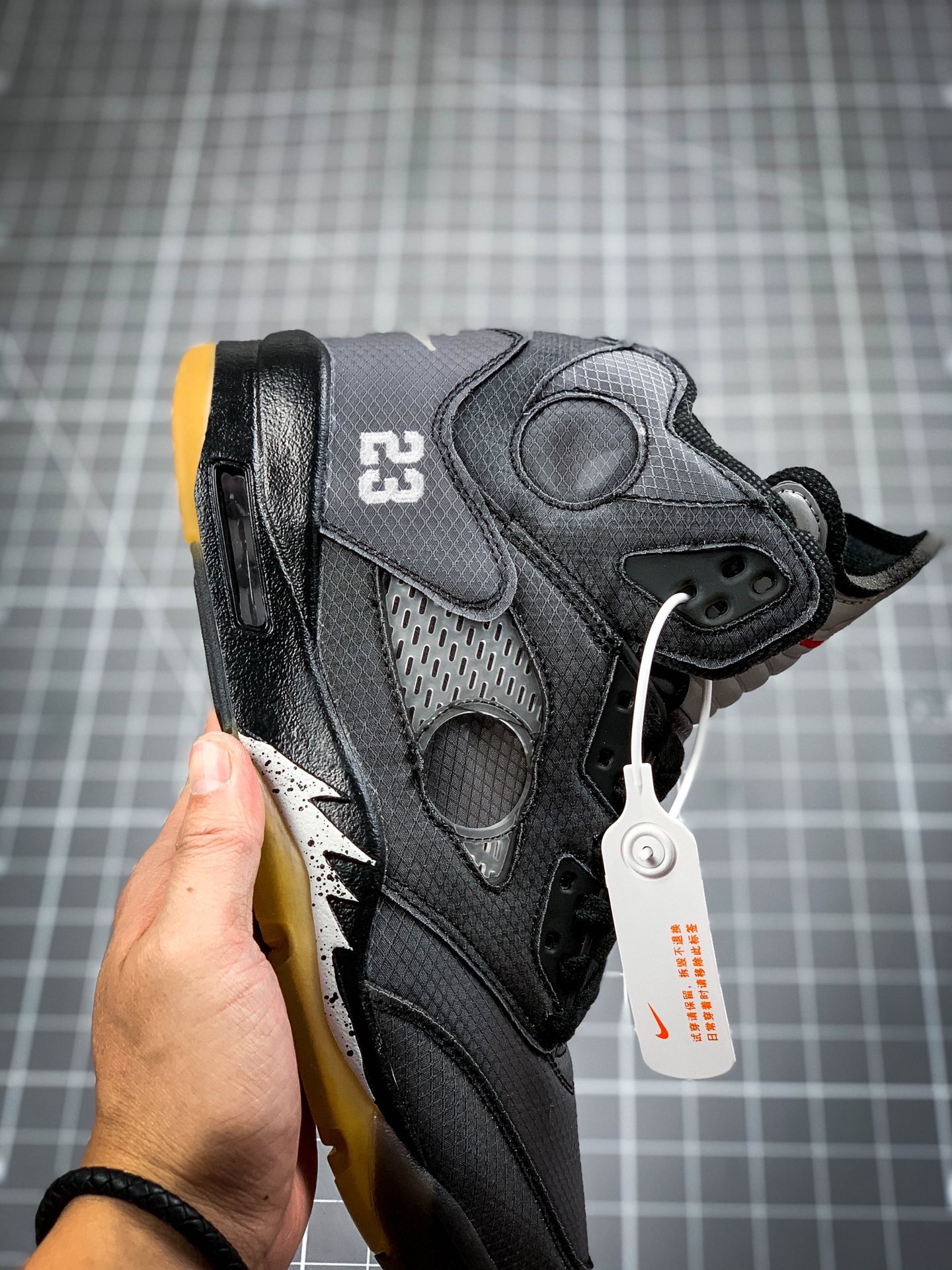 200 OFF-White x Air Jordan 5 Retro SP OW联名AJ5乔5联名男子篮球鞋 CT8480-001