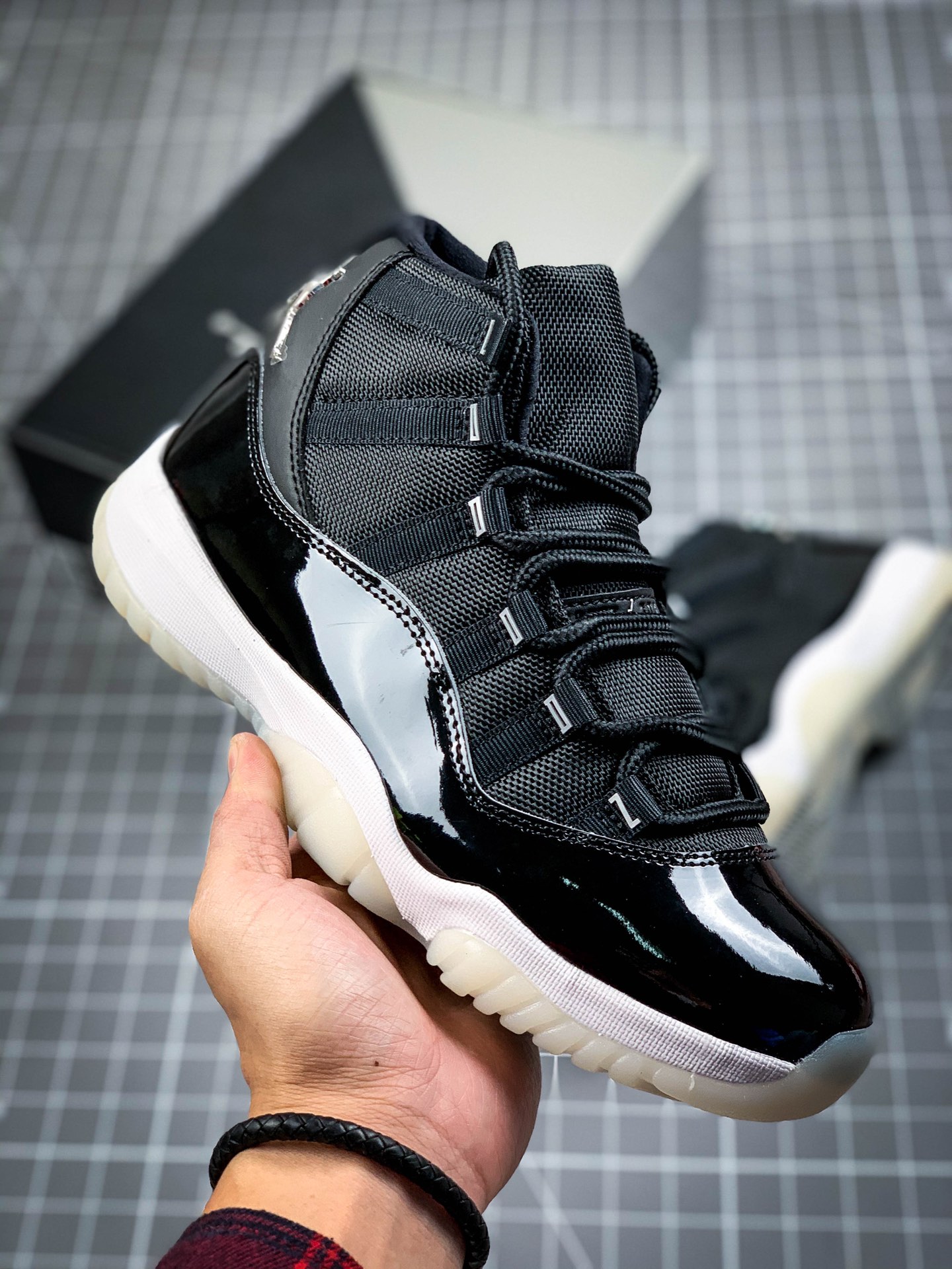 240  Air Jordan 11 ” Silver Eyelets ” AJ11乔11 大魔王2.0 男子文化篮球鞋 CT8012-011