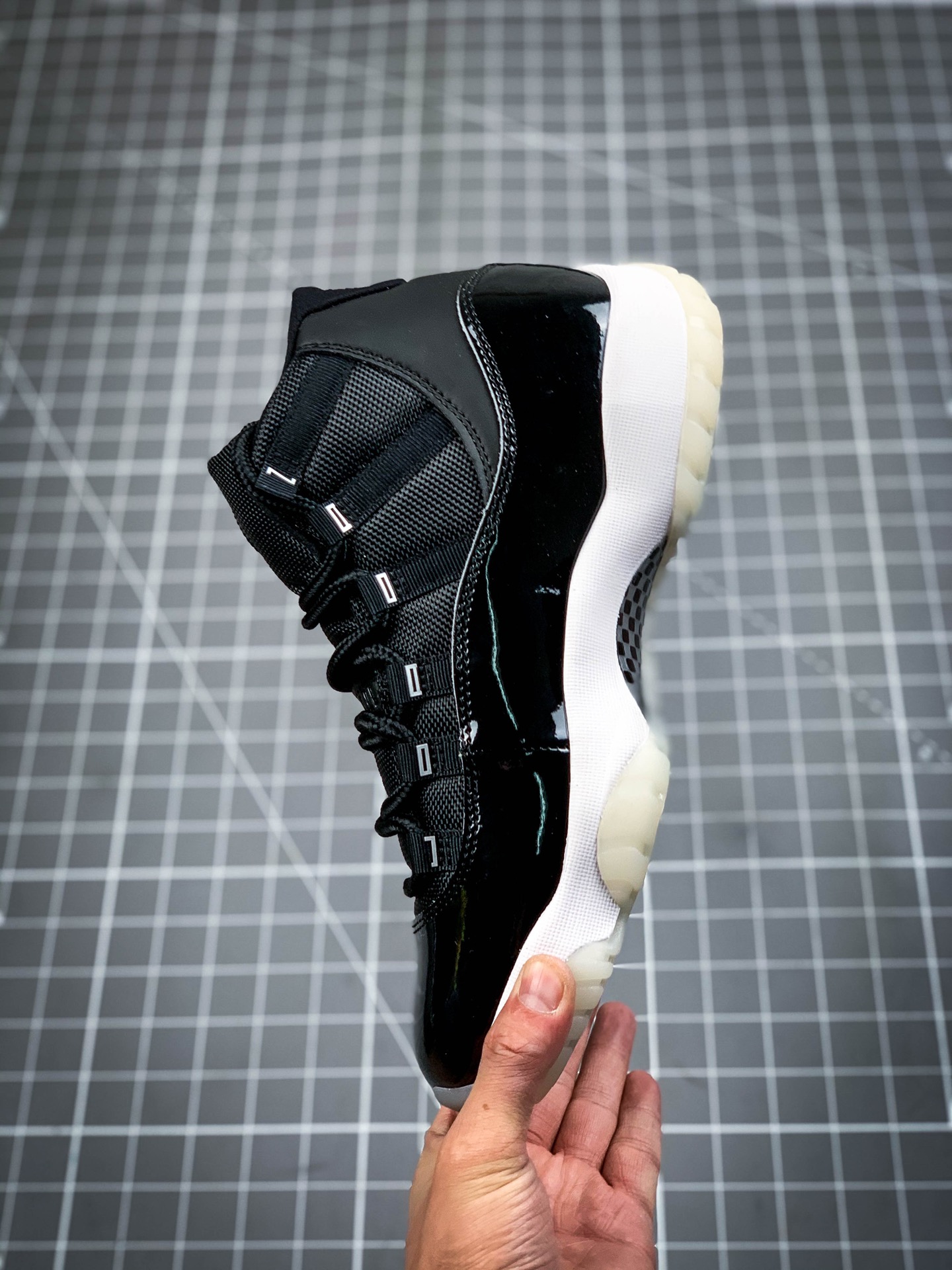 240  Air Jordan 11 ” Silver Eyelets ” AJ11乔11 大魔王2.0 男子文化篮球鞋 CT8012-011