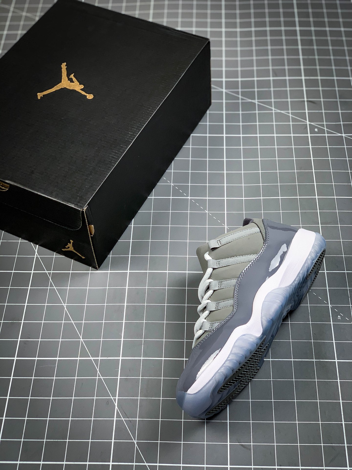 220 公司级 Nike Air Jordan 11  AJ11 原厂 高帮时尚休闲篮球鞋378037-003
