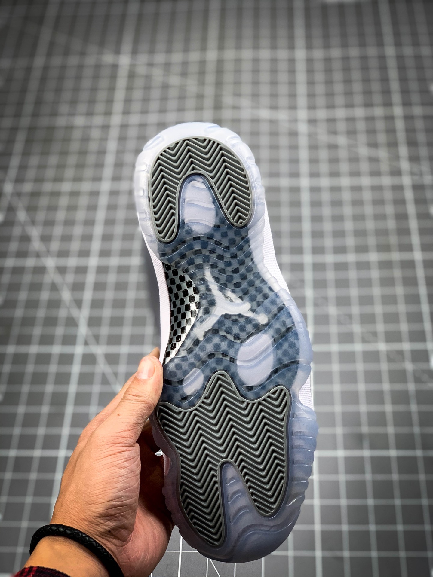 220 公司级 Nike Air Jordan 11  AJ11 原厂 高帮时尚休闲篮球鞋378037-003
