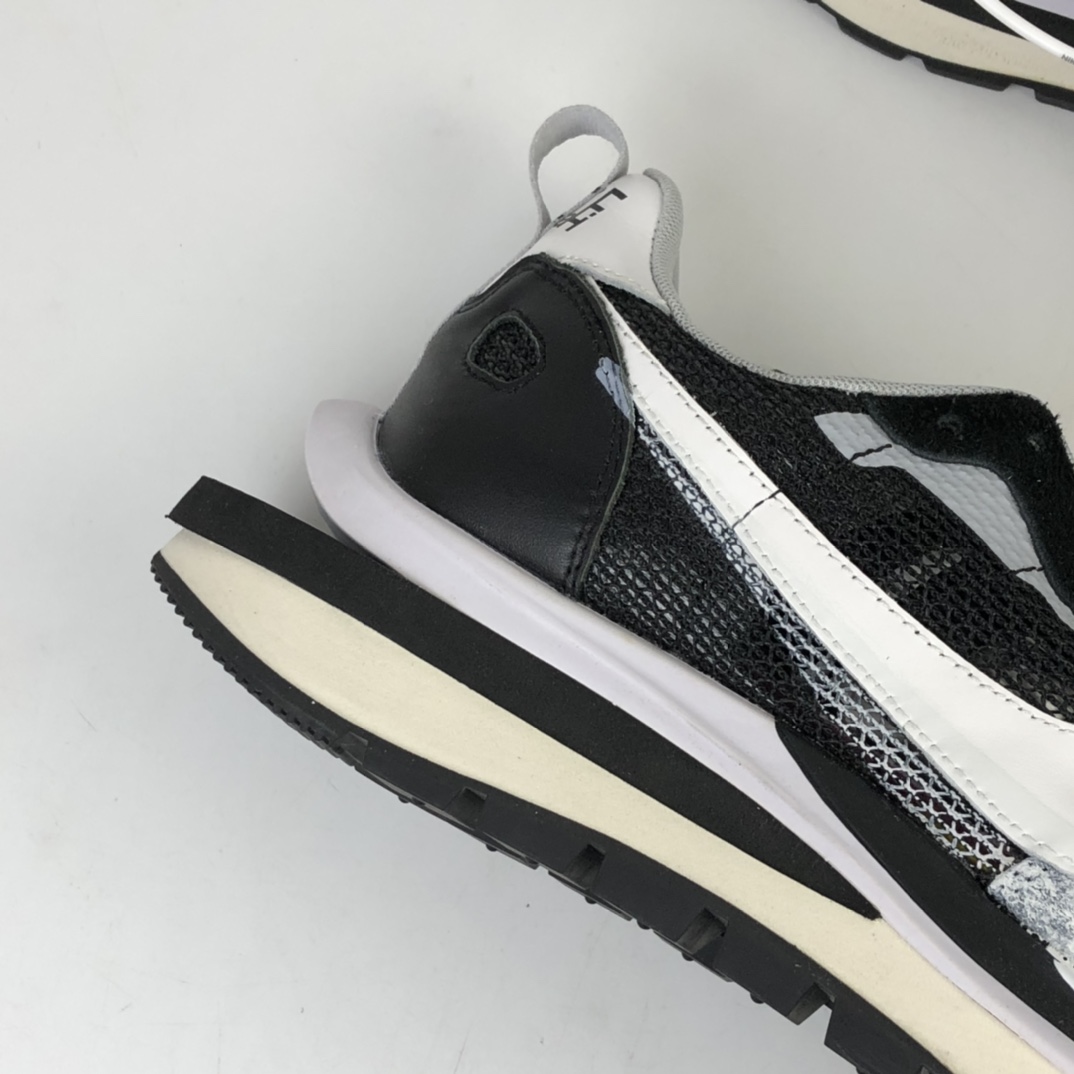 260 日式解构美学联名Sacai x Nike Pegasus Vaporfly SP 大重叠双钩子 CV1363-001