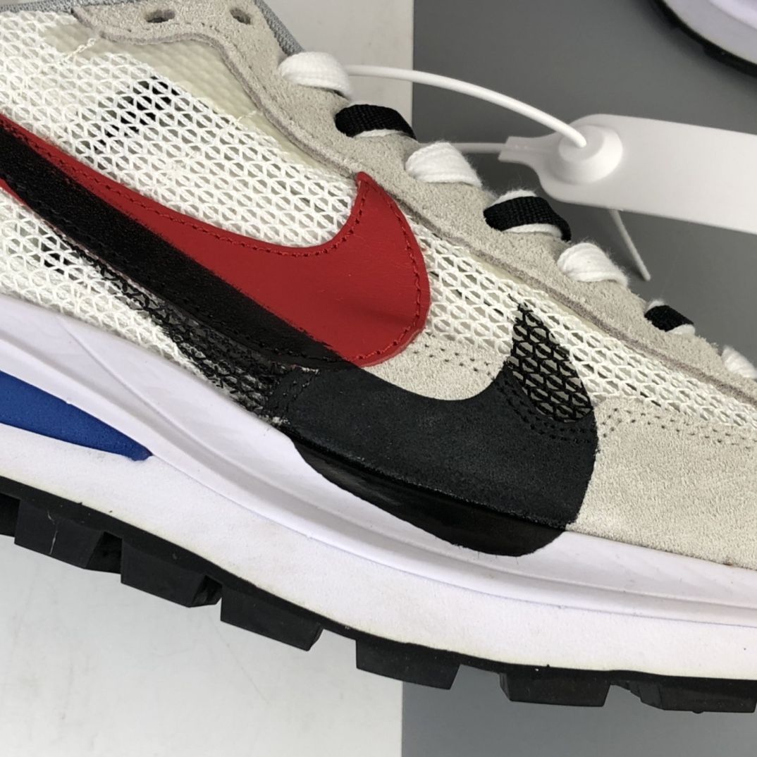 260 日式解构美学联名Sacai x Nike Pegasus Vaporfly SP 慢跑鞋 CV1363-100