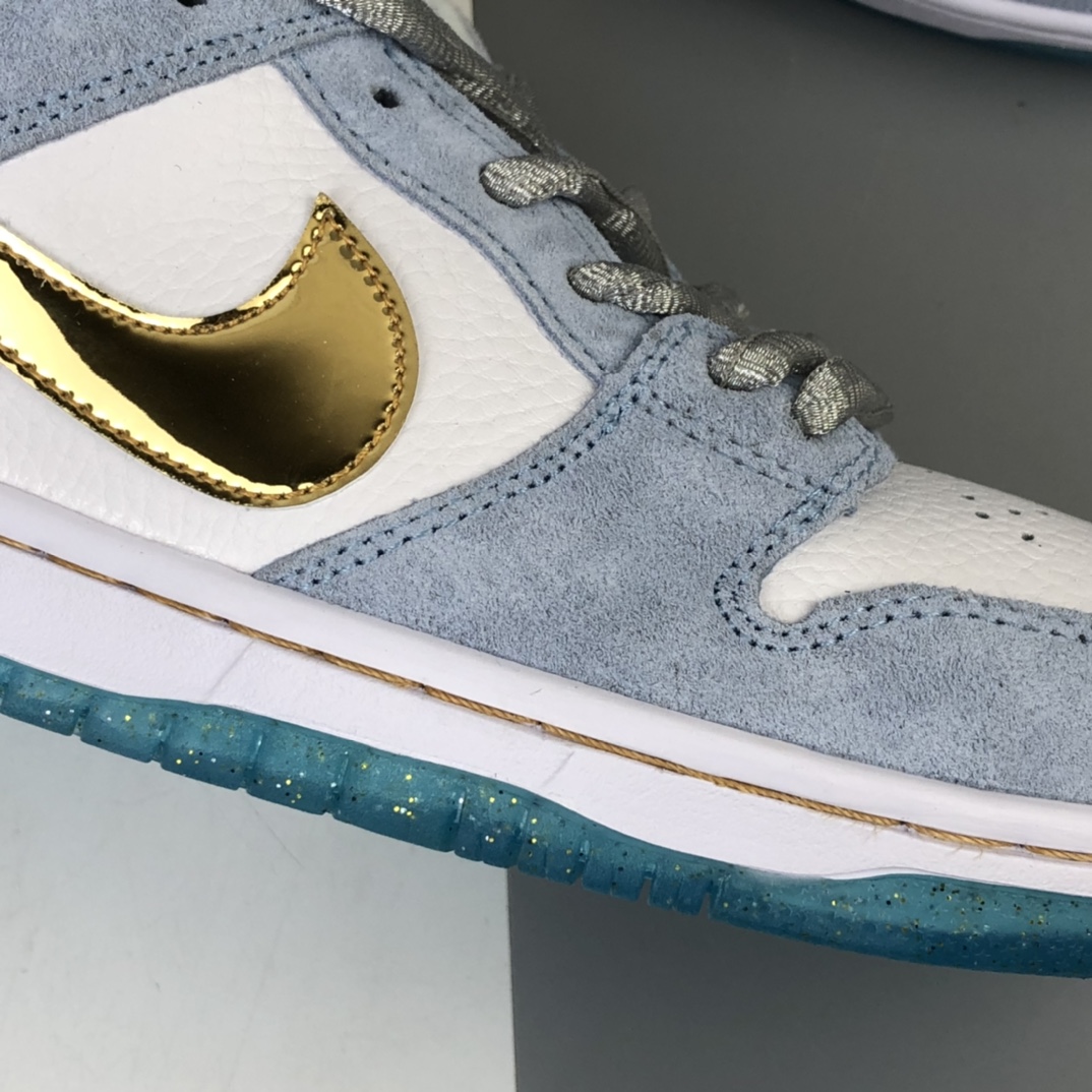 180 Sean Cliver x Nike SB Dunk Low Pro”White/Psychic Blue-Metallic Gold” 雾霾蓝白金钩水晶底 扣篮系列低帮休闲运动滑板板鞋 DC9936-100