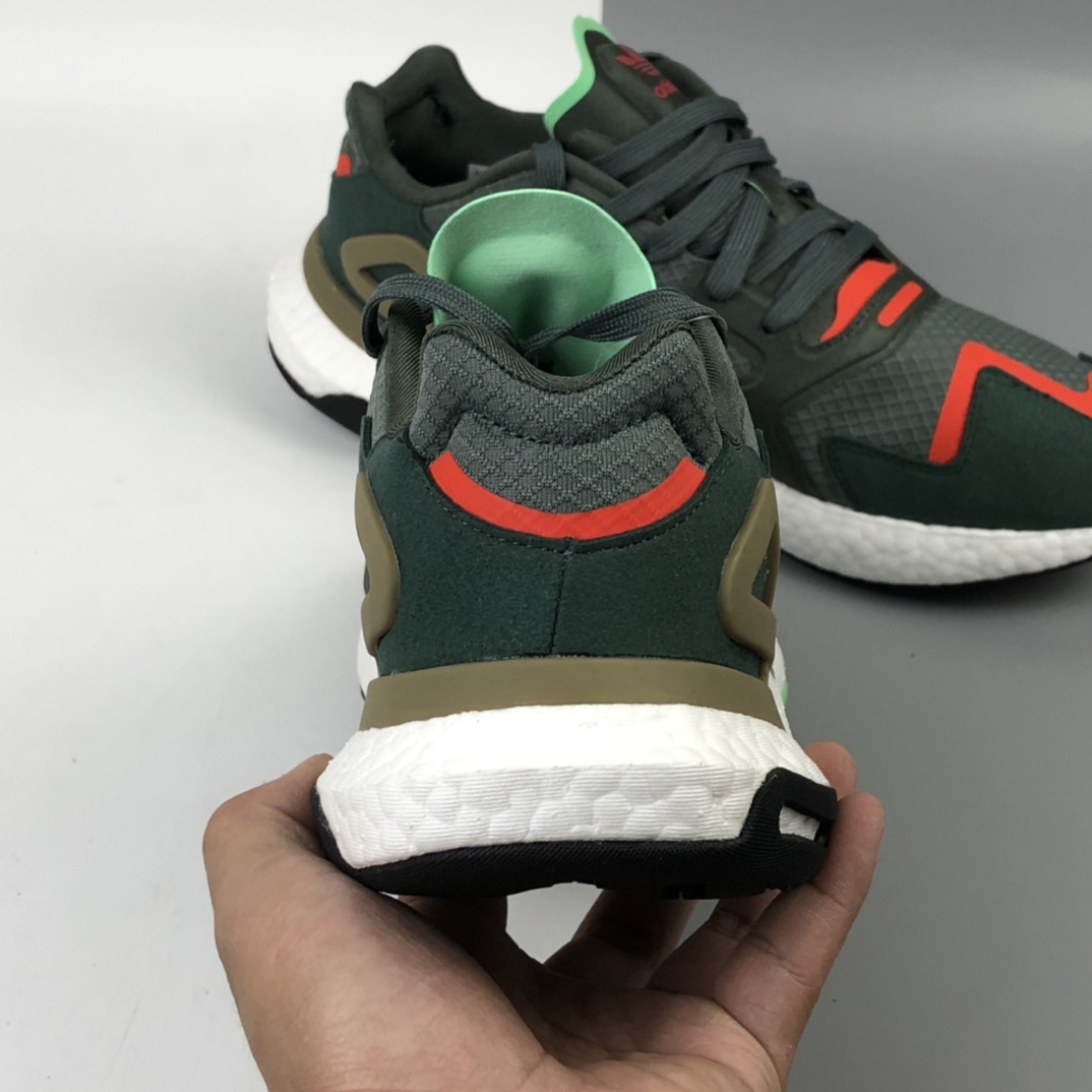 200 Adidas Originals 2020 Day Jogger Boost 三叶草2020版慢跑者系列高弹复古休闲运动跑鞋 夜行者二代 FW4817