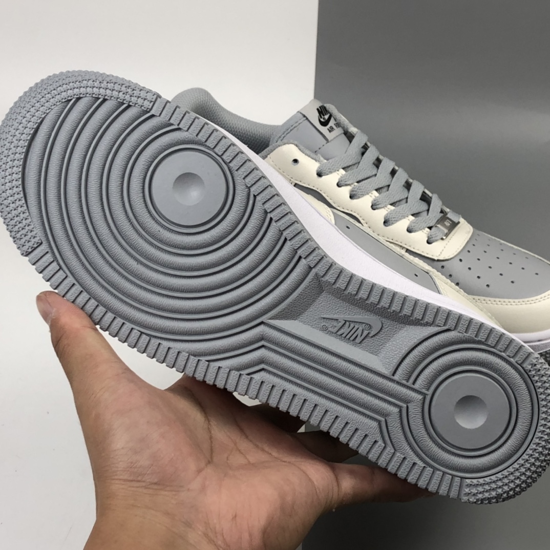 200 Nike Air Force 1 Low 空军一号经典低帮百搭休闲运动板鞋 米白浅灰 AQ4134-405