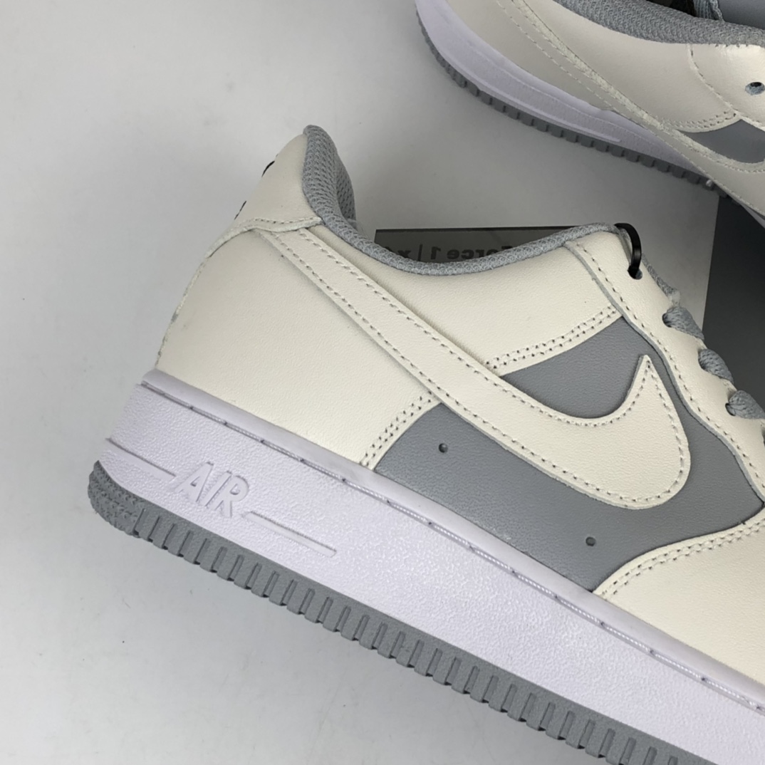 200 Nike Air Force 1 Low 空军一号经典低帮百搭休闲运动板鞋 米白浅灰 AQ4134-405