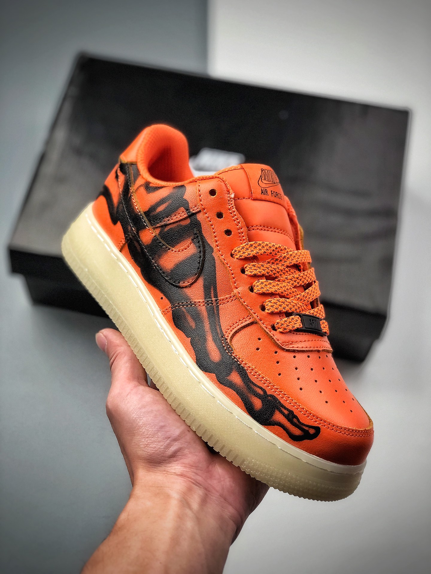 Nike Air Force 1 zapatilla casual deportiva Número de producto: CU8067-800 Tallas: 36 36.5 37 38 38.5 39 40 40.5 41 42 …
