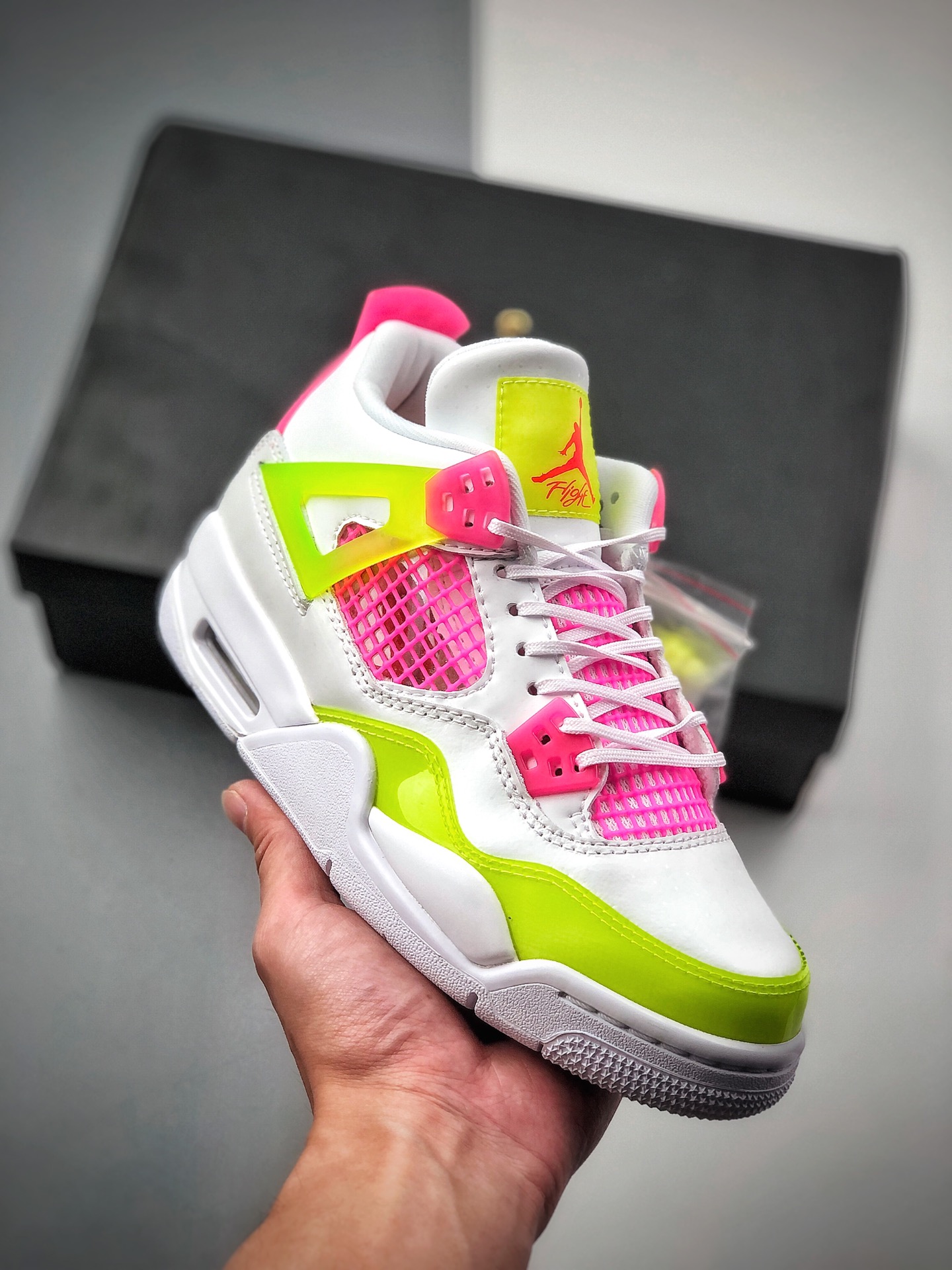Air Jordan 4 GS "Lemon Venom" AJ4 colorido dulce en general cubierto con material de charol de gran área el cuerpo del …