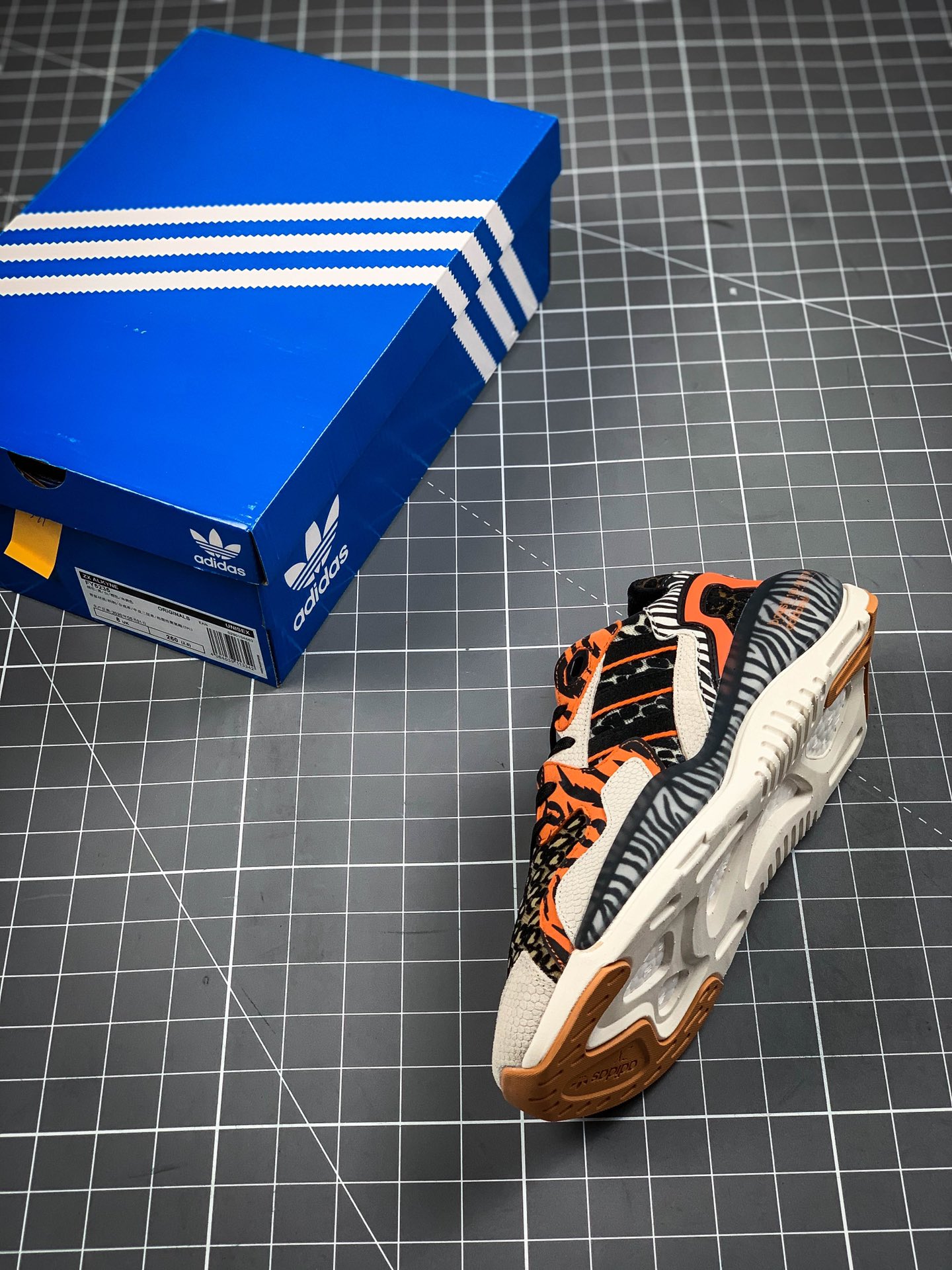 190 阿迪达斯/Adidas Originals ZX Alkyne Boost 全新摩登科技爆米花复古缓震休闲运动跑鞋 FX6225 6201