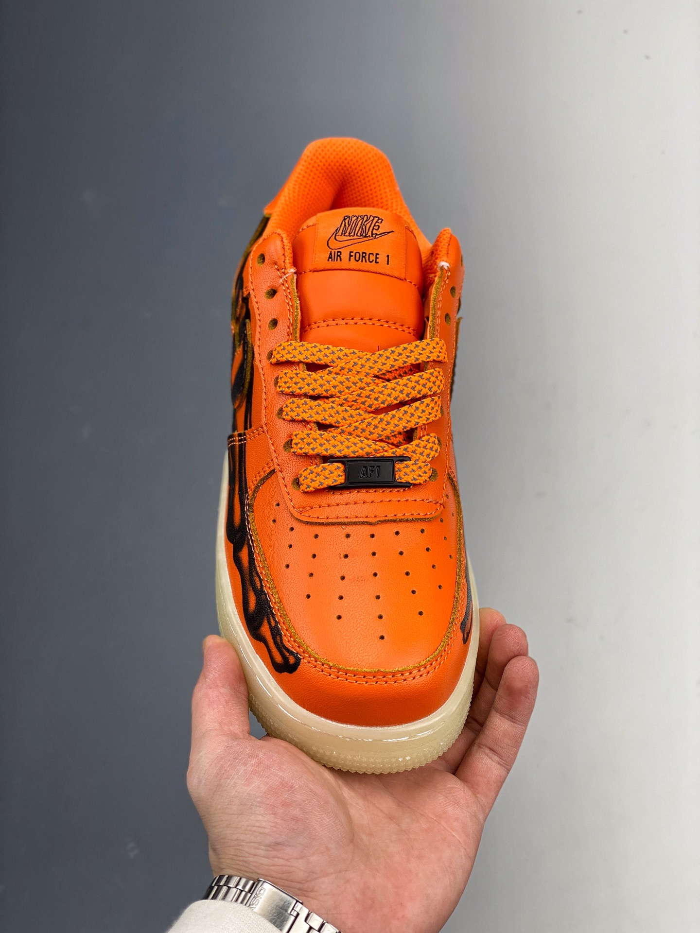 180   Nike Air Force 1 空军一号低帮运动休闲板鞋 CU8067-800