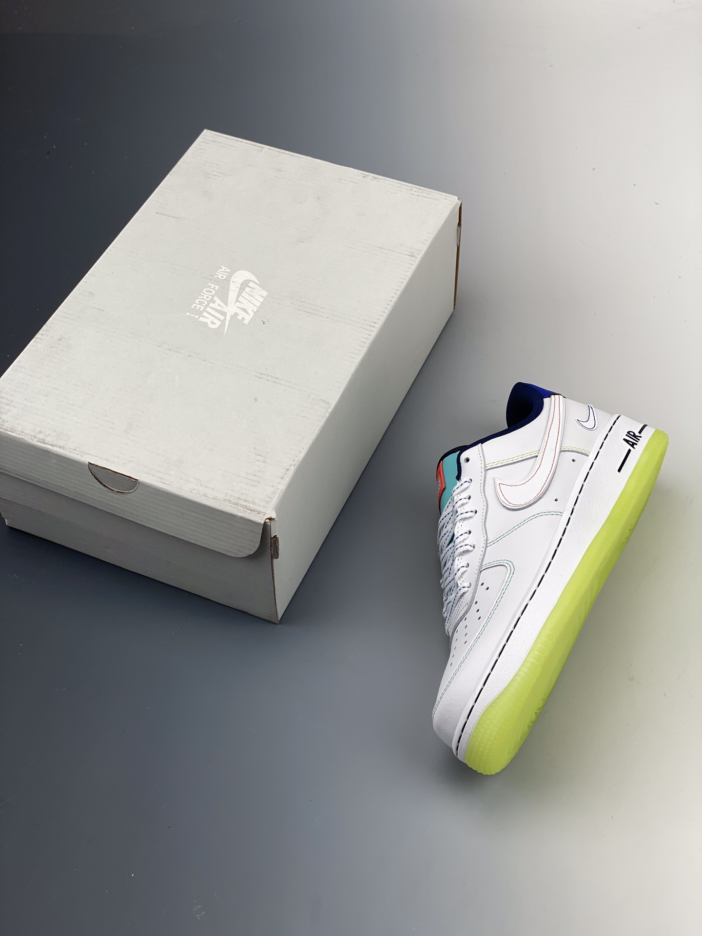 180   Nike Air Force 1 空军一号低帮运动休闲板鞋 CV2421-100