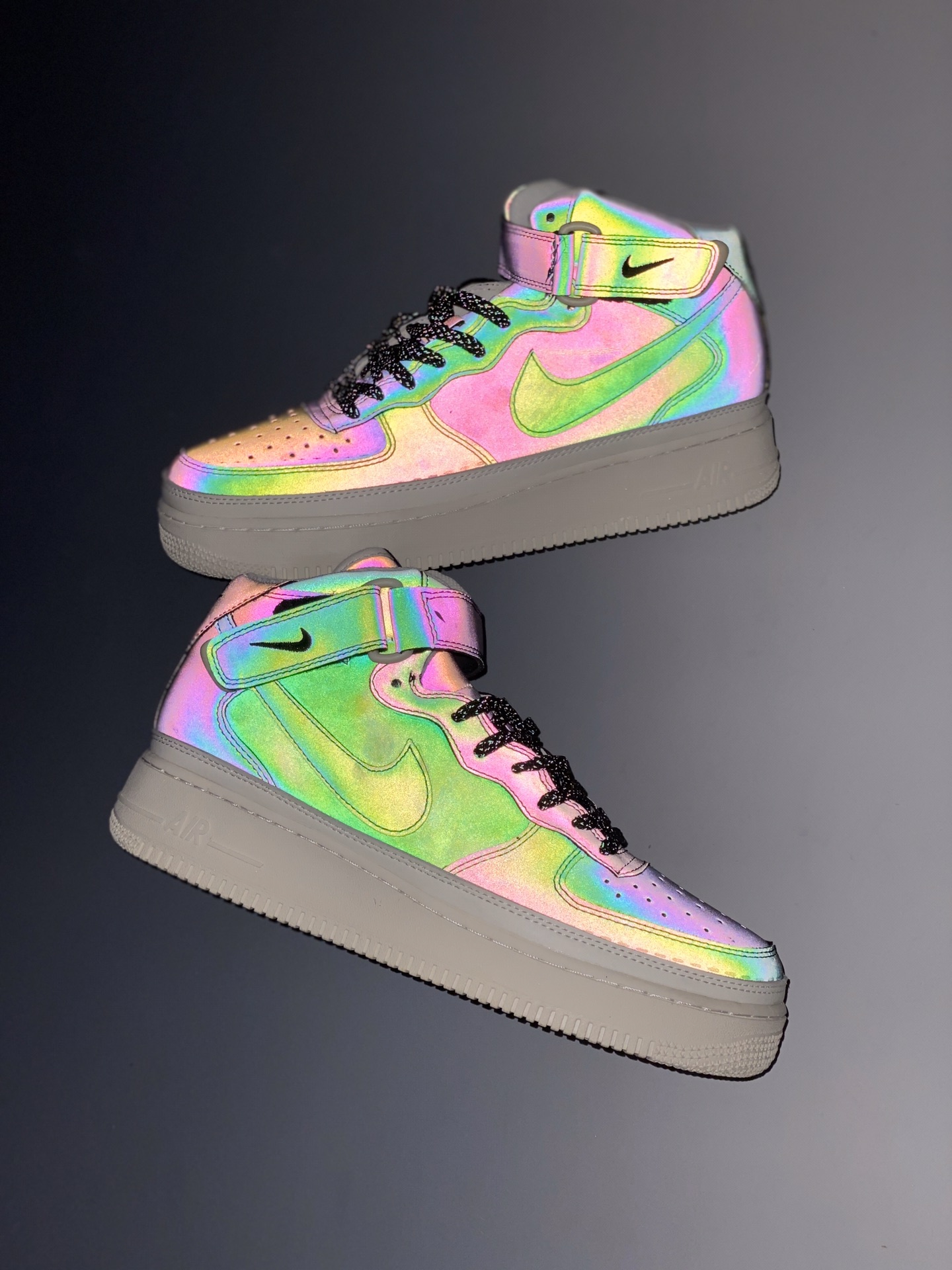 160    Nike Air Force 1 ' 07 DEMON “夜魔侠 中帮变色龙” 来自西方的“夜魔侠”AT1118-600