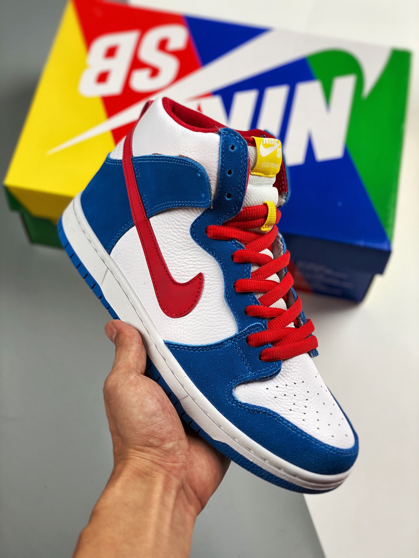 NikeSB Dunk High "Doraemon" Doraemon: toda la serie es extensa, ha acompañado el crecimiento de muchas genera…