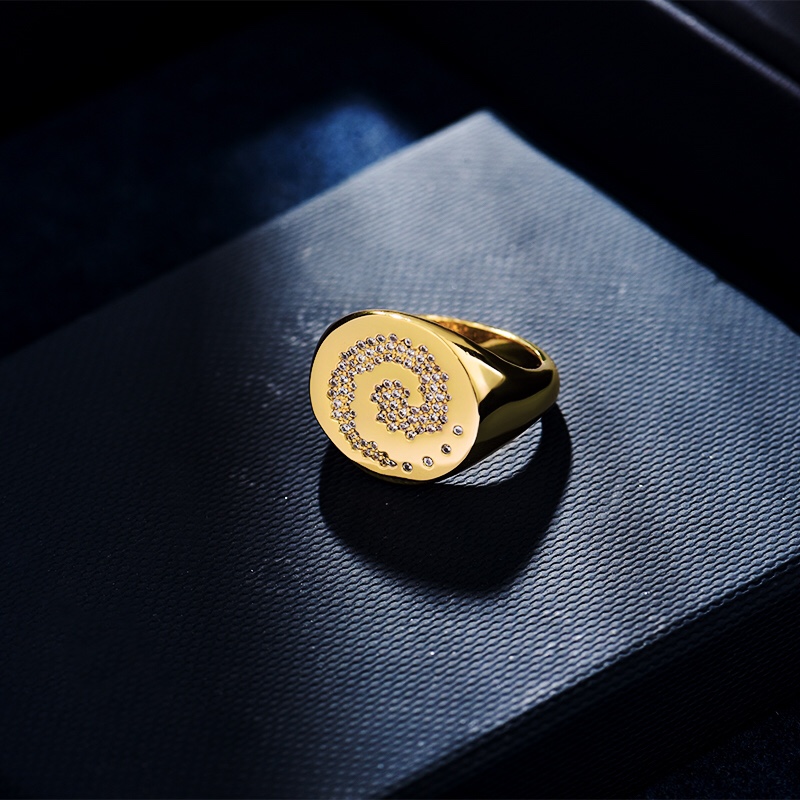 💰80 高品质❗Apm monaco 漫天银河🌌戒指！全新系列Constellation已上线，系列主题启发自宇宙星术及深邃星空，有没有星耀到你！小酷炫小摇滚刻上你的专属星座，简直要帅到起飞！码数678～