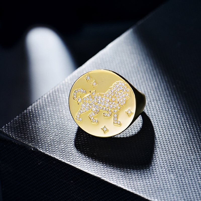 💰80 高品质❗Apm monaco 金色狮子座戒指！全新系列Constellation已上线，系列主题启发自宇宙星术及深邃星空，有没有星耀到你！小酷炫小摇滚刻上你的专属星座，简直要帅到起飞！码数678～