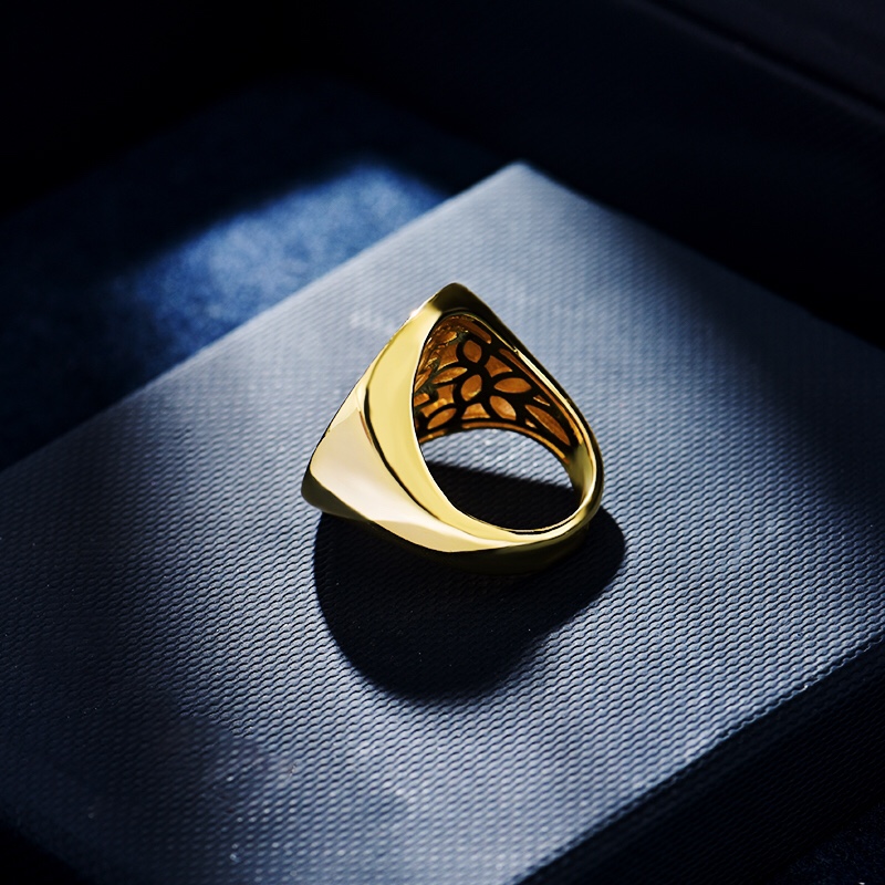 💰80 高品质❗Apm monaco 金色狮子座戒指！全新系列Constellation已上线，系列主题启发自宇宙星术及深邃星空，有没有星耀到你！小酷炫小摇滚刻上你的专属星座，简直要帅到起飞！码数678～