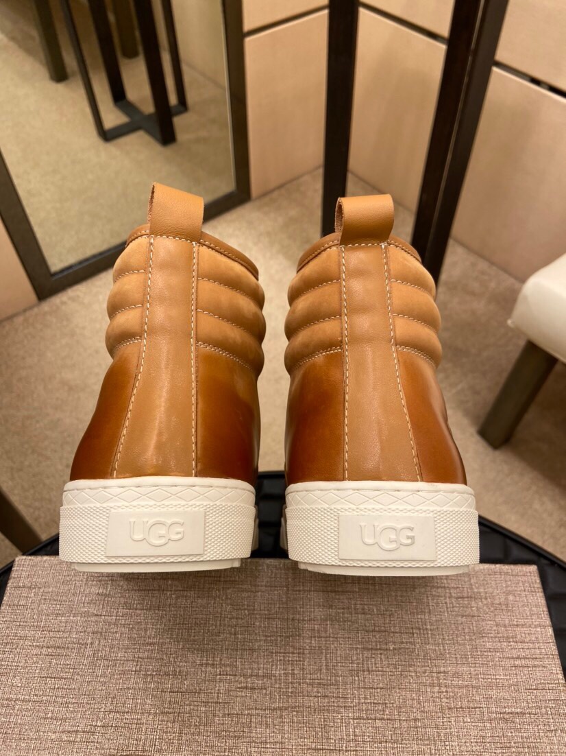 （真全羊毛里不加丝假毛）【UGG男鞋】 版型好到不多说，品质、做工、材料再度升级帅气来袭👏俊朗的外形👏精
