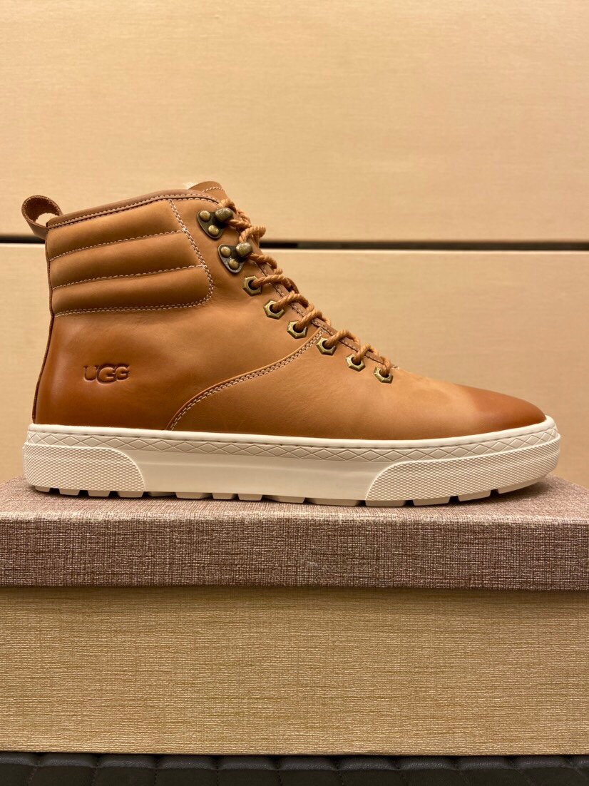 （真全羊毛里不加丝假毛）【UGG男鞋】 版型好到不多说，品质、做工、材料再度升级帅气来袭👏俊朗的外形👏精