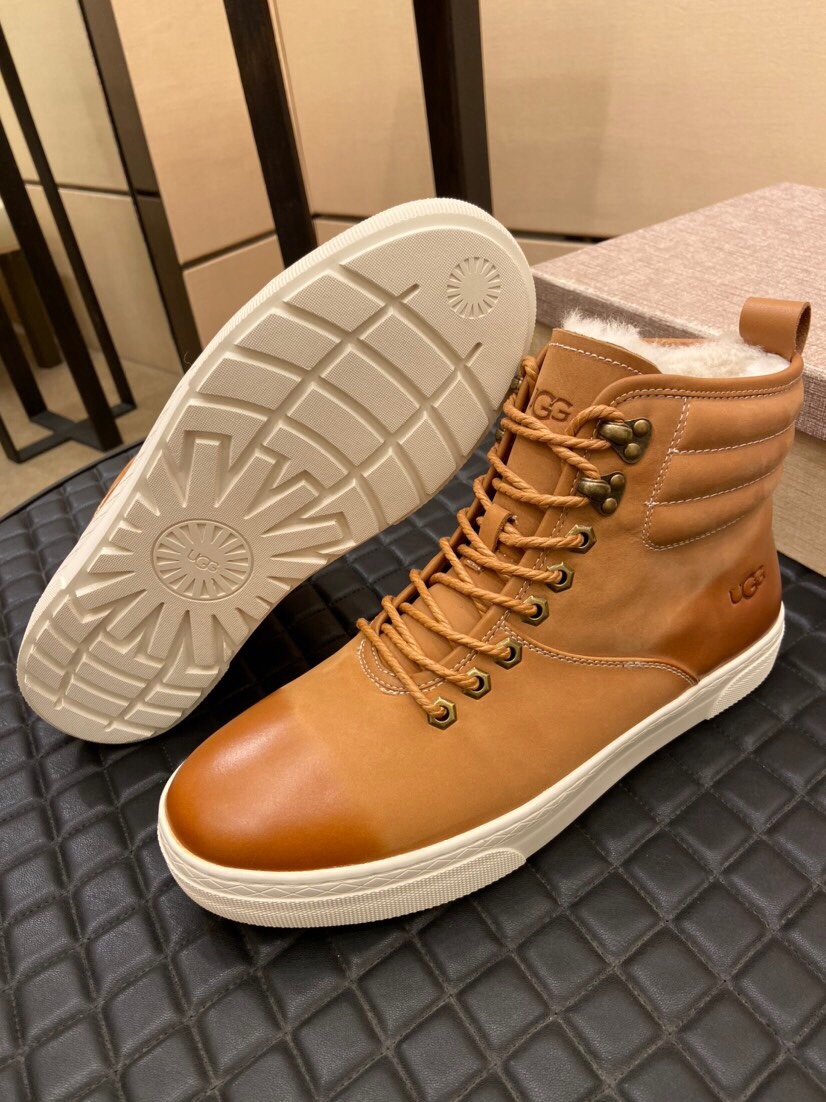 （真全羊毛里不加丝假毛）【UGG男鞋】 版型好到不多说，品质、做工、材料再度升级帅气来袭👏俊朗的外形👏精