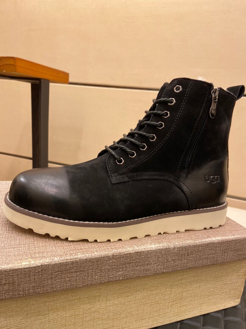 （真全羊毛里不加丝假毛）【UGG男鞋】 版型好到不多说，品质、做工、材料再度升级帅气来袭👏俊朗的外形👏精