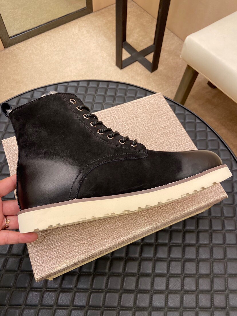 （真全羊毛里不加丝假毛）【UGG男鞋】 版型好到不多说，品质、做工、材料再度升级帅气来袭👏俊朗的外形👏精