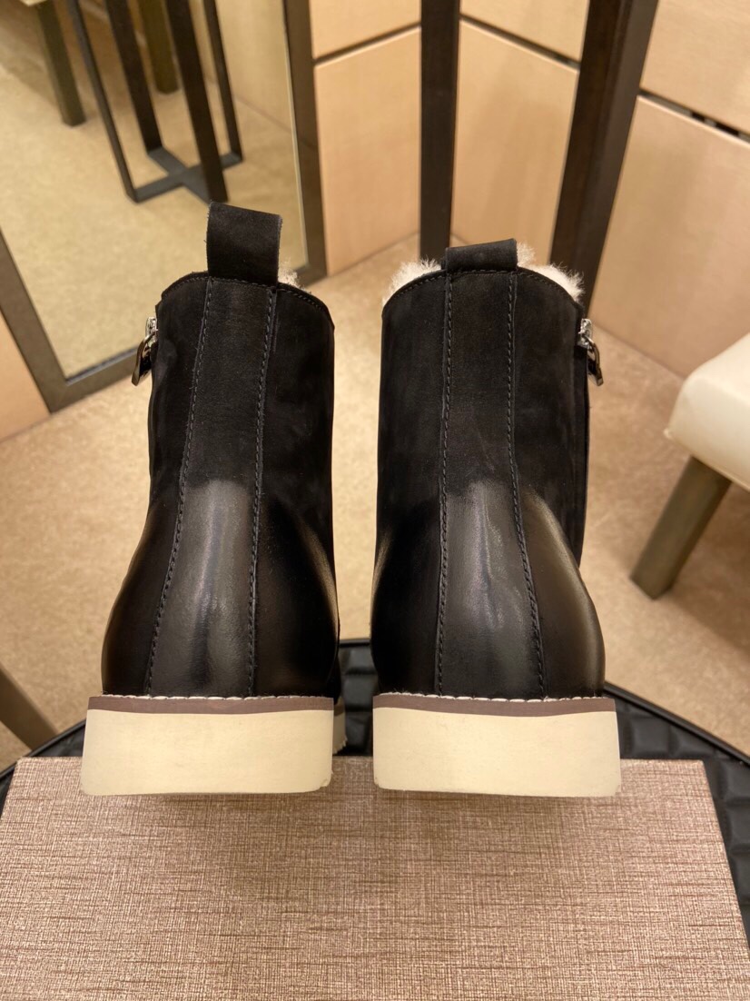 （真全羊毛里不加丝假毛）【UGG男鞋】 版型好到不多说，品质、做工、材料再度升级帅气来袭👏俊朗的外形👏精