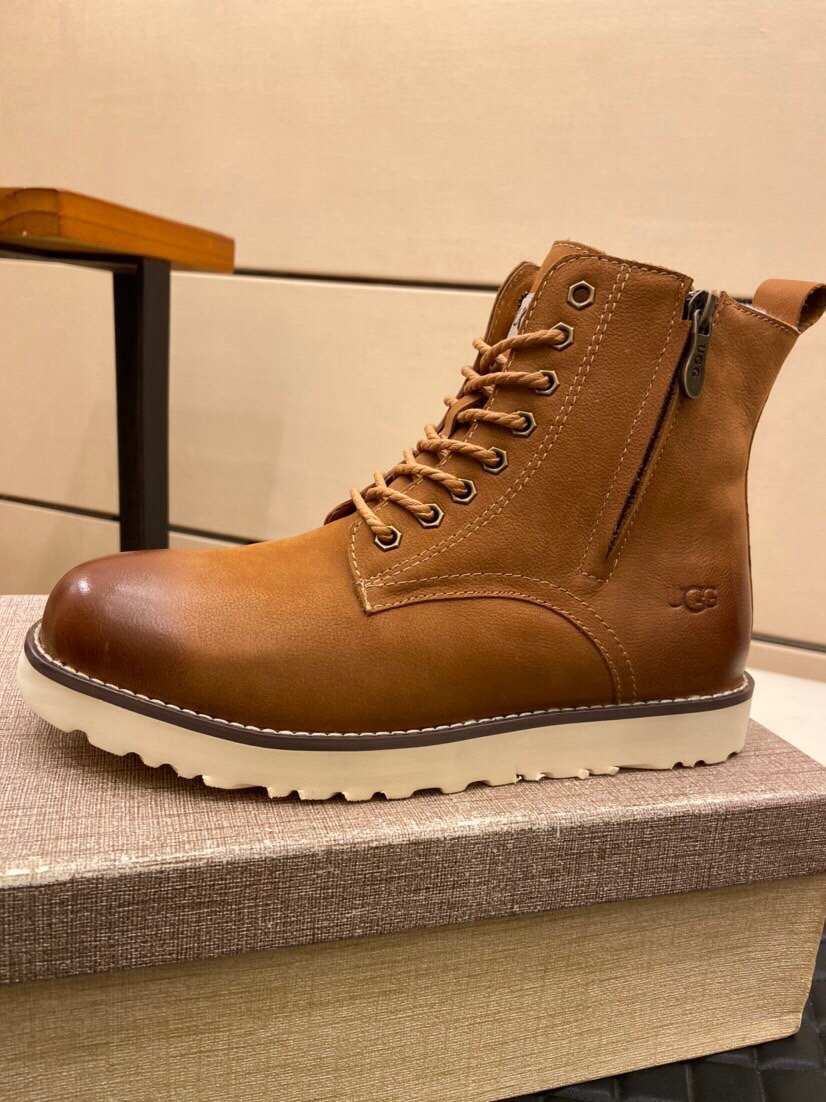 （真全羊毛里不加丝假毛）【UGG男鞋】 版型好到不多说，品质、做工、材料再度升级帅气来袭👏俊朗的外形👏精