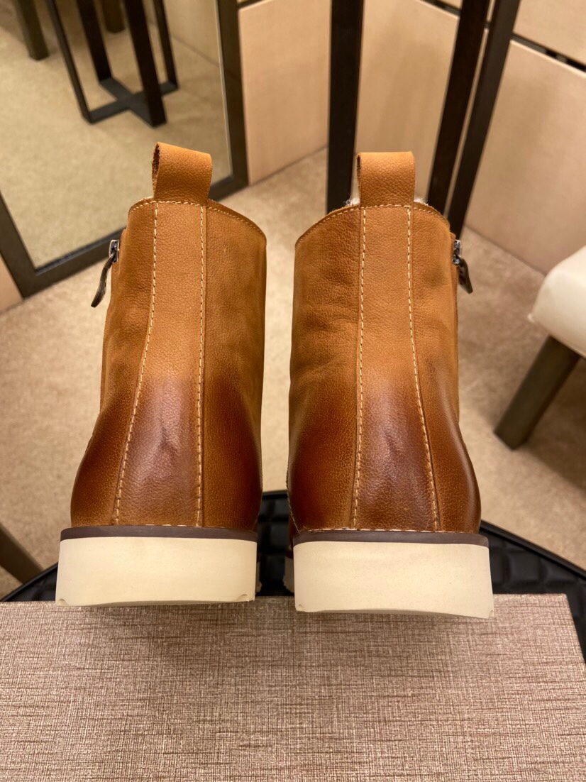 （真全羊毛里不加丝假毛）【UGG男鞋】 版型好到不多说，品质、做工、材料再度升级帅气来袭👏俊朗的外形👏精