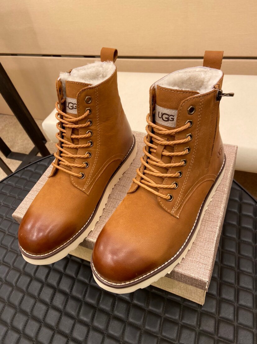 （真全羊毛里不加丝假毛）【UGG男鞋】 版型好到不多说，品质、做工、材料再度升级帅气来袭👏俊朗的外形👏精
